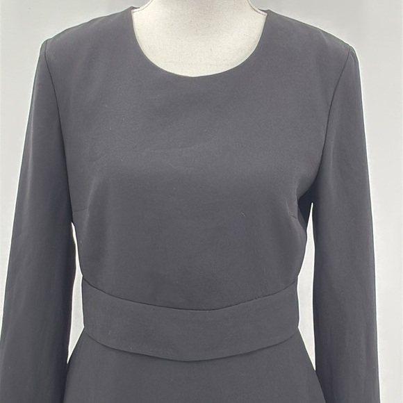 Intermix Nadya Open Back Long Sleeve Peplum Crepe Top in Black - Size Small - Picture 4 of 10